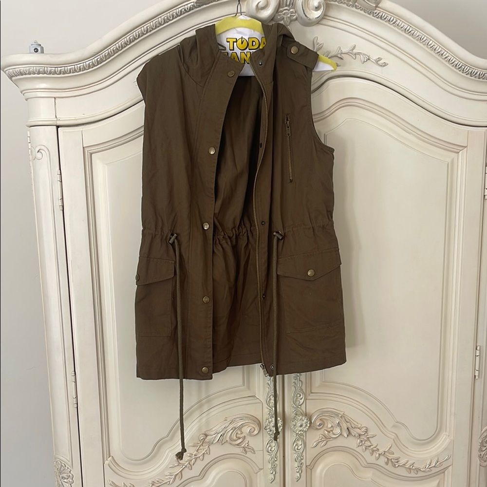 Zenana Outfitters Olive Green Utility Vest with Cinched Waist